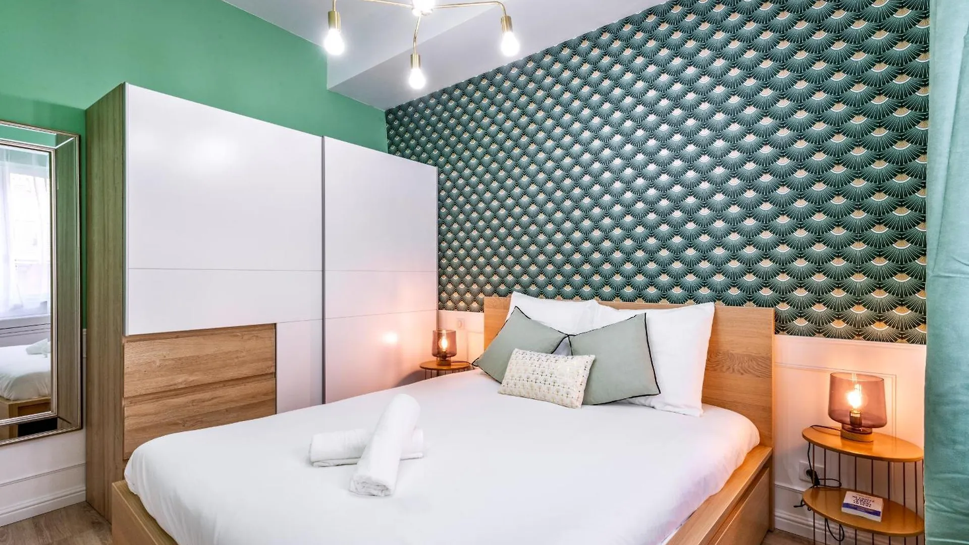 Ecrin De Verdure : Confort Et Modernite Avignon 0*,  France